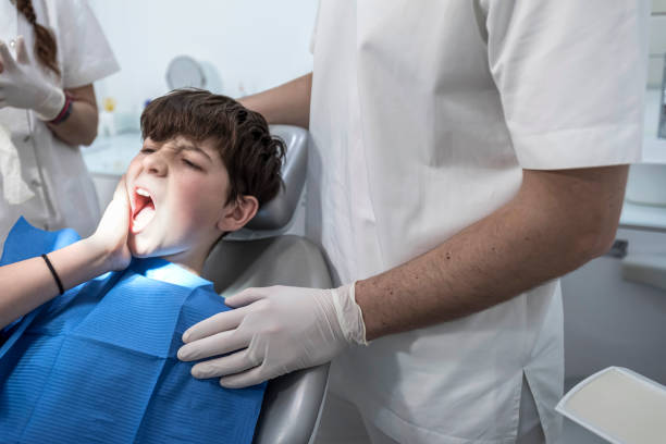 Best Emergency Treatment for Toothache in East Lansing, MI